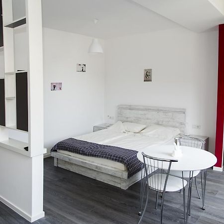 Apartments On Mashtots By Picnic Ereván Exterior foto